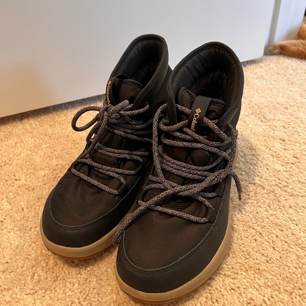 Columbia Men's Black and Tan Rain Boots